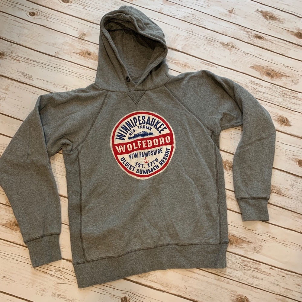 Blue 84 Winnipesaukee Resort Sweatshirt YLG